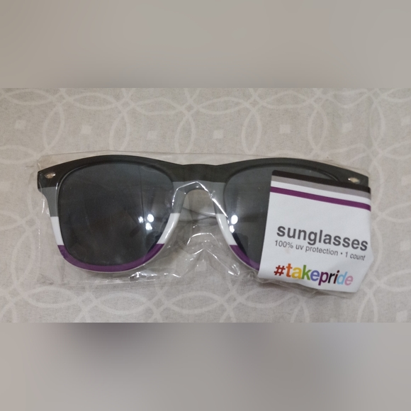 Asexual Pride Merch Bundle- Sunglasses, Bag, Mini Flags - Picture 3 of 5